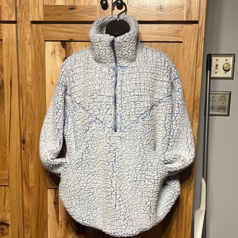 Plush Blue and White Pullover Comfy  Jacket